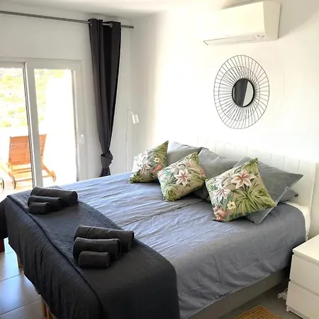 Apartamento Cozy With Sea Views